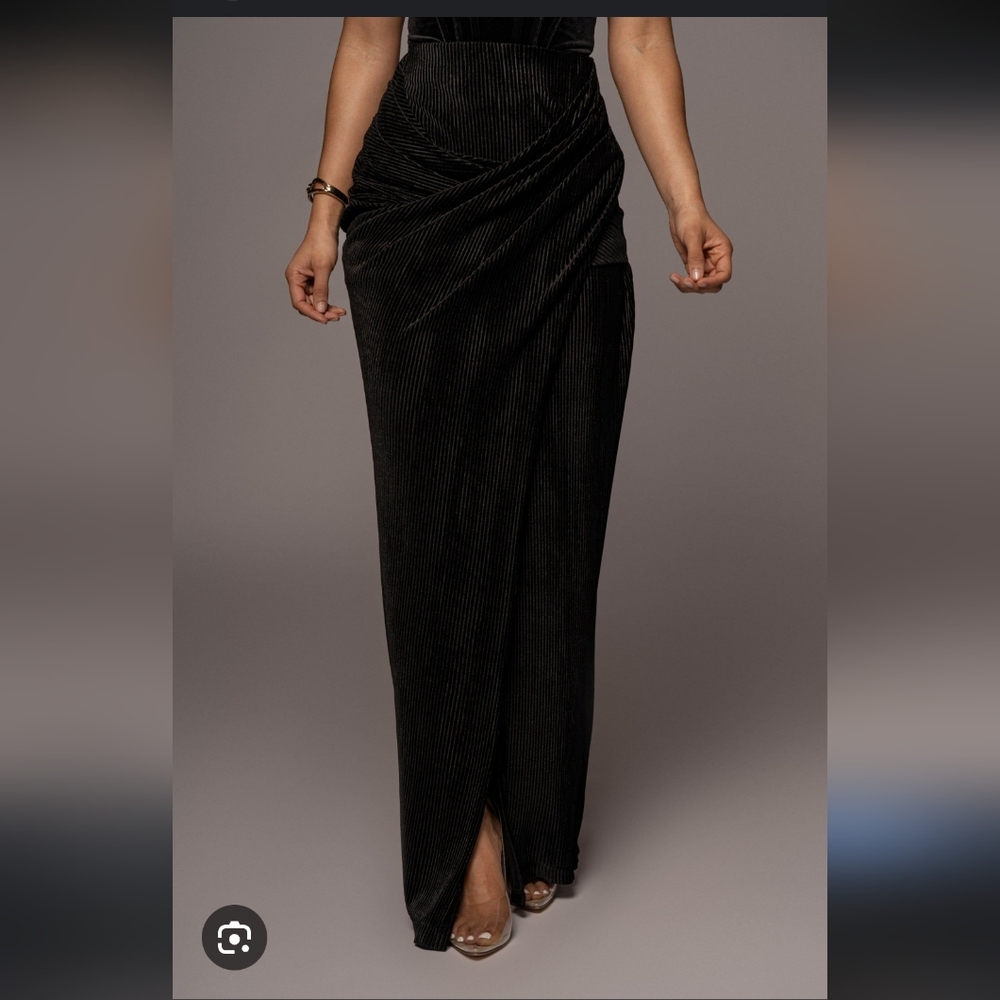 JLuxLabel Elegant Black Maxi Skirt
